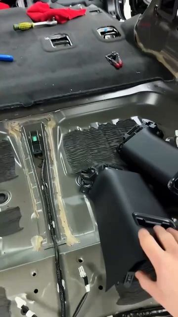 VID_20250816_195227_022