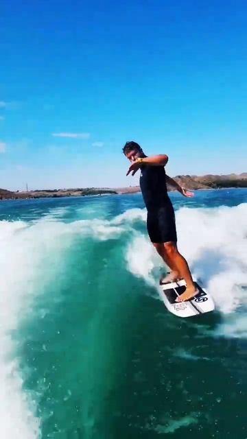 Обзор волны на спортивном буксировщике Tige ZX23 2021♂️