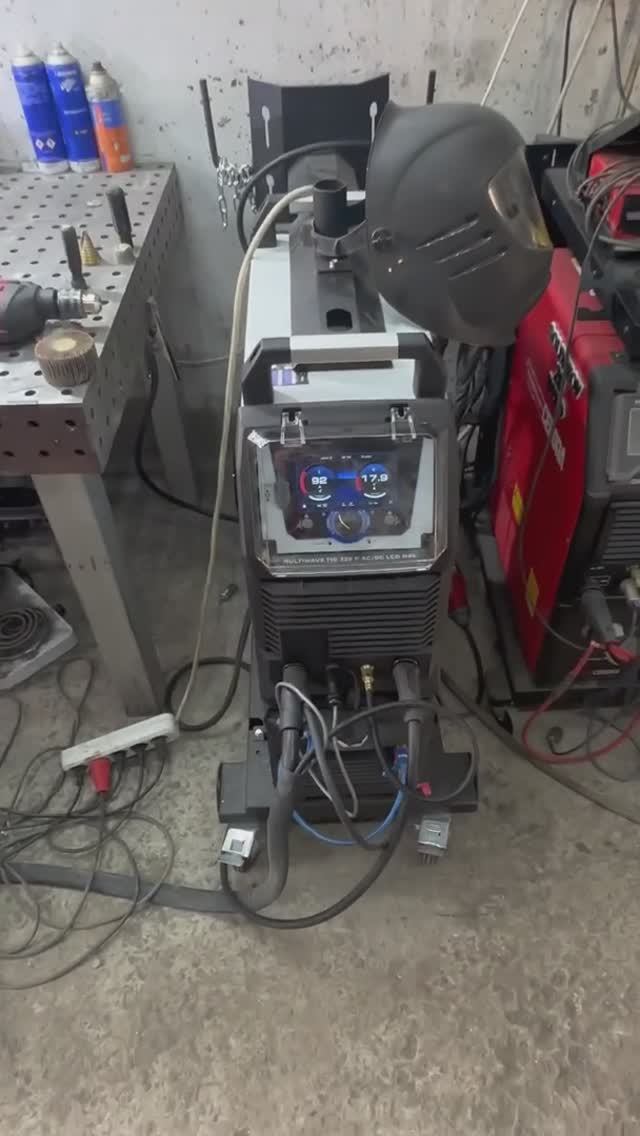 A7040f4c0e1b71ee6b224e79327acd65