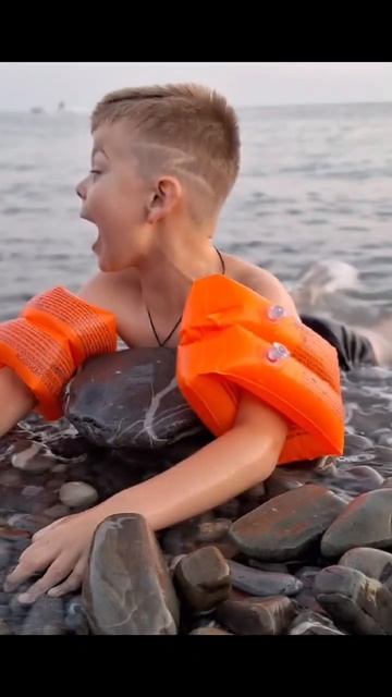 Первая поездка на море