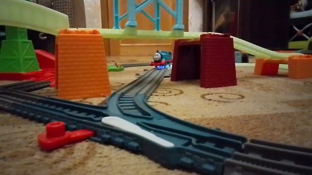 Томас и Кренки, Томас светится в темноте 🤨 новый набор?