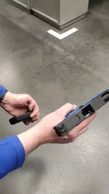 GLOK  17  ГАБАРИТНАЯ МОДЕЛЬ