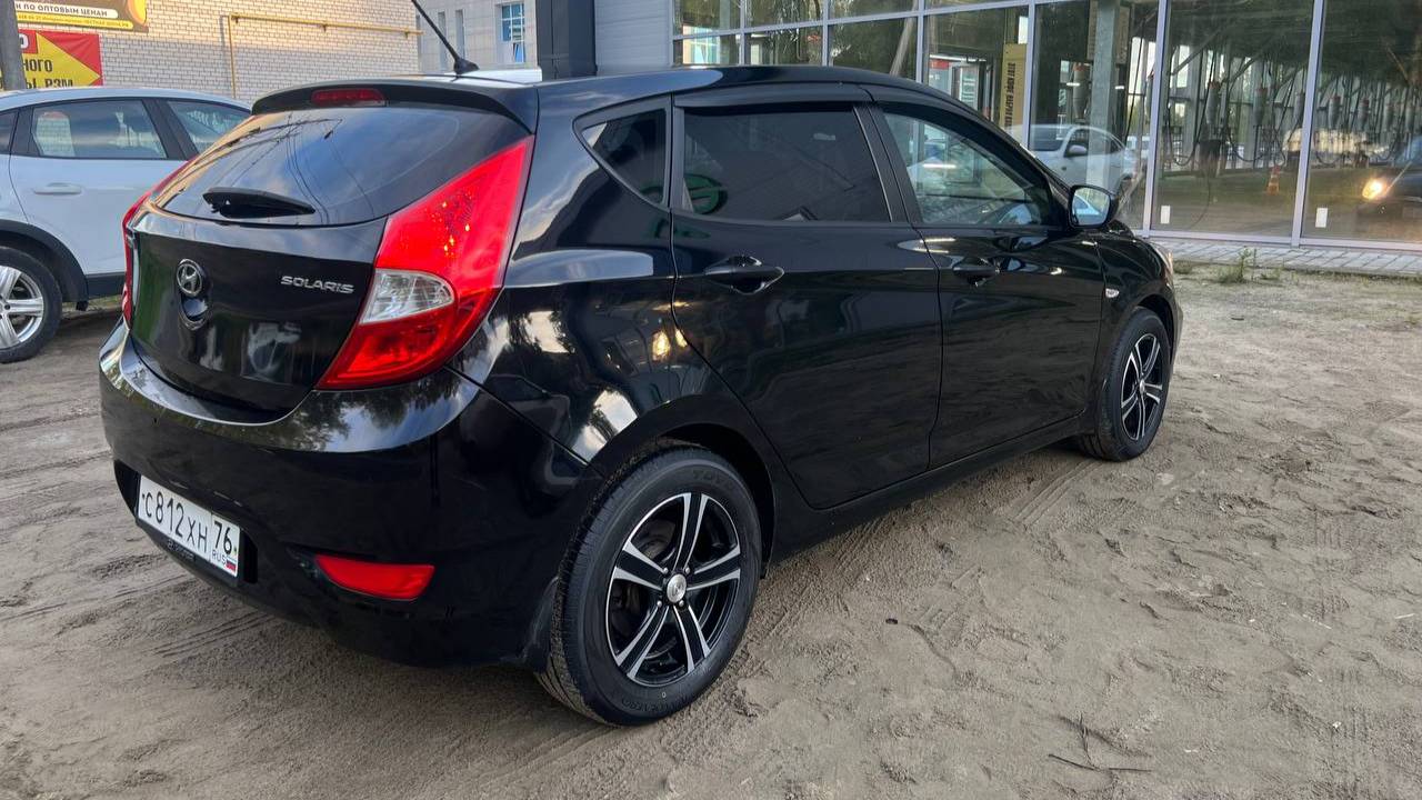 Hyundai Solaris 2013