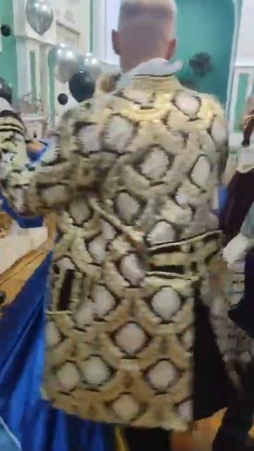 БАЛ-МАСКАРАД