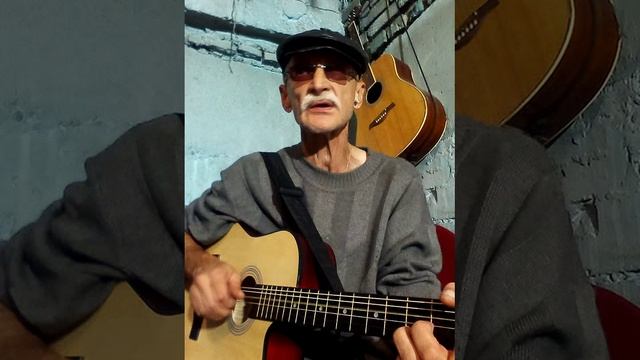 На поле танки грохотали.