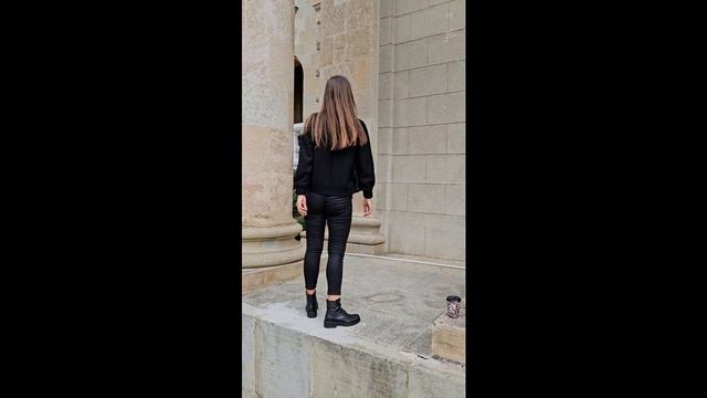 Бомбер с пайетками