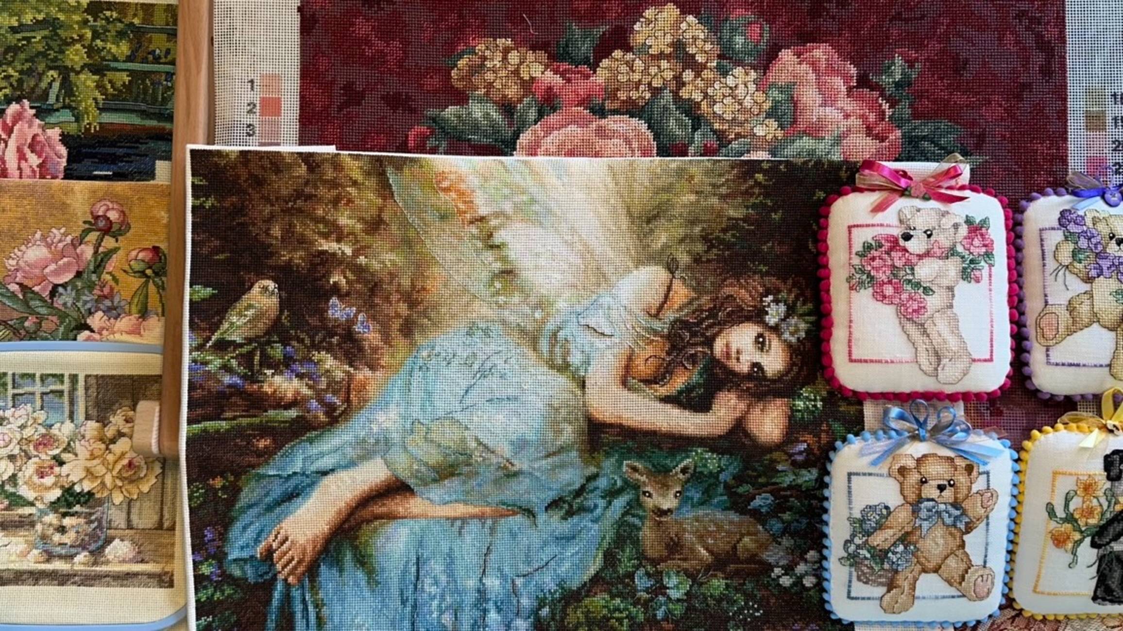 #60 Вышивальный август/отпуск, гостях у дамского счастья и парижских вышивальшиц