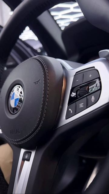 это BMW, мужик