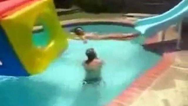 подборка приколов с девушками