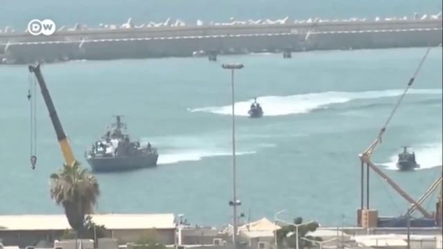 Шаланды, полные кефали.....