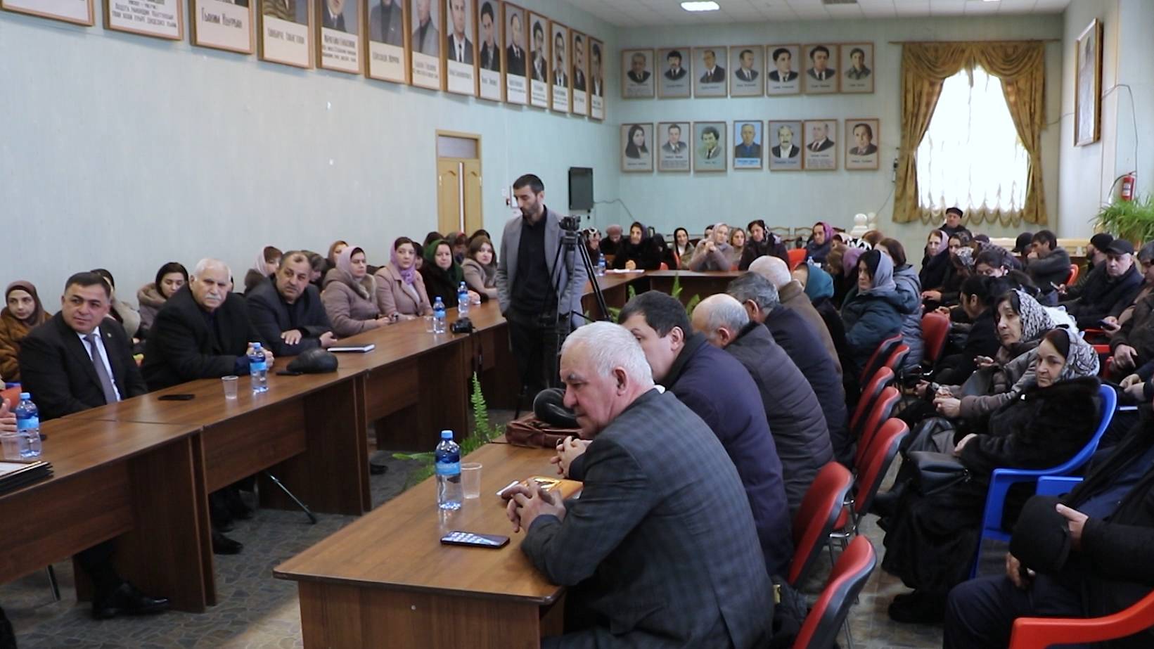 Круглый стол по сохранению родного лезгинского языка в Магарамкентском районе