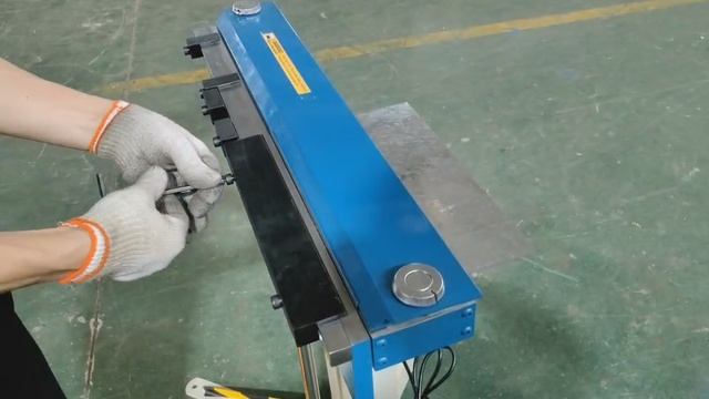 Ручной листогибРучной гибочный станокГибочный станок ручнойЛистогиб ручнойРучная гибка металла