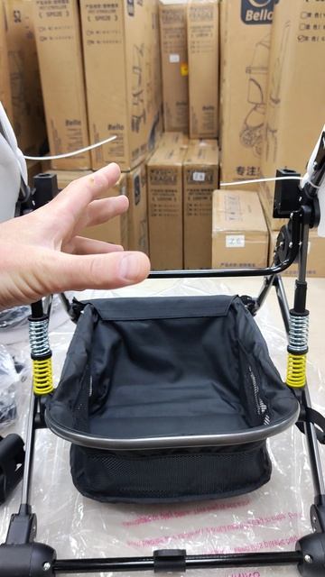 Нюанс в конструкции коляски Bello, по которому частые вопросы. Отвечаем с помощью видео!