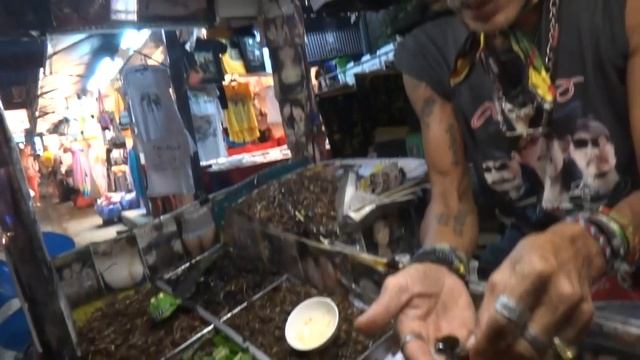 3 Патайя, жуки, личинки, скорпионы, тараканы часть 3.m2ts