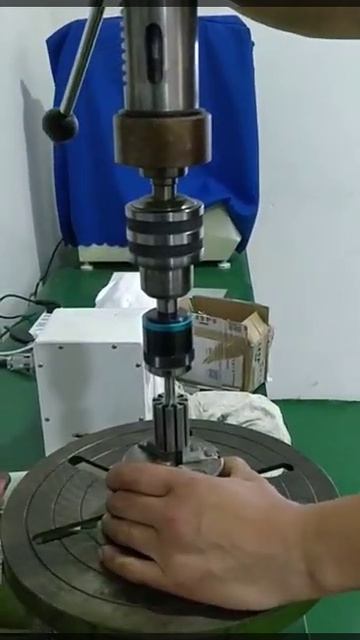 Stwa  бесцентровый обкатной инструмент