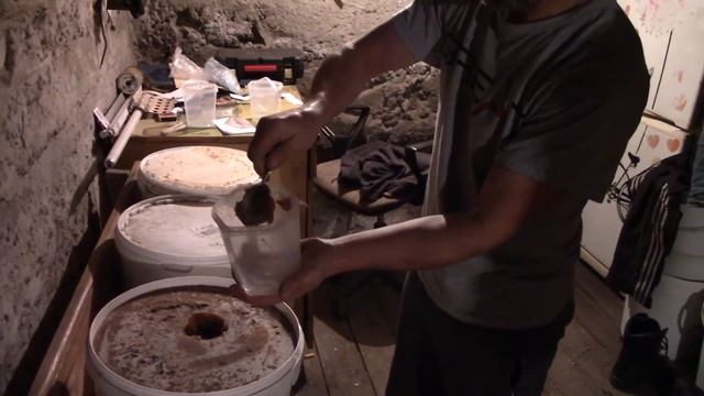 НАТУРАЛЬНЫЙ МЕД И БУТЫЛКА ВОДКИ ИЗ СССР!