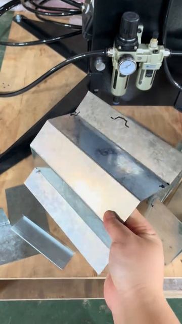 Електромагнітний листогиб MAGNETIC Технічні характеристики Електромагнітний листозгин Magnabend