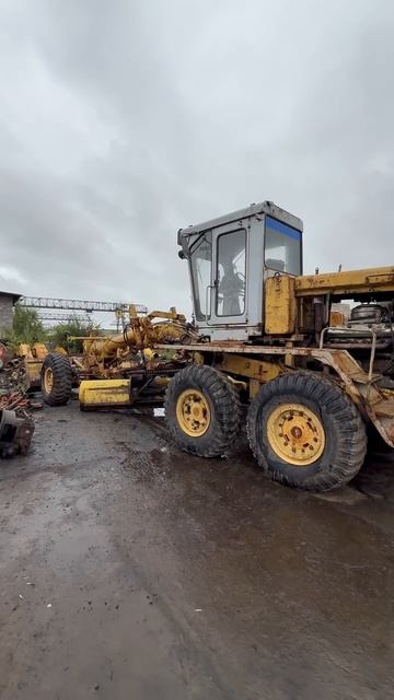 Поступление техники на ремонт под ключ ДЗ-98