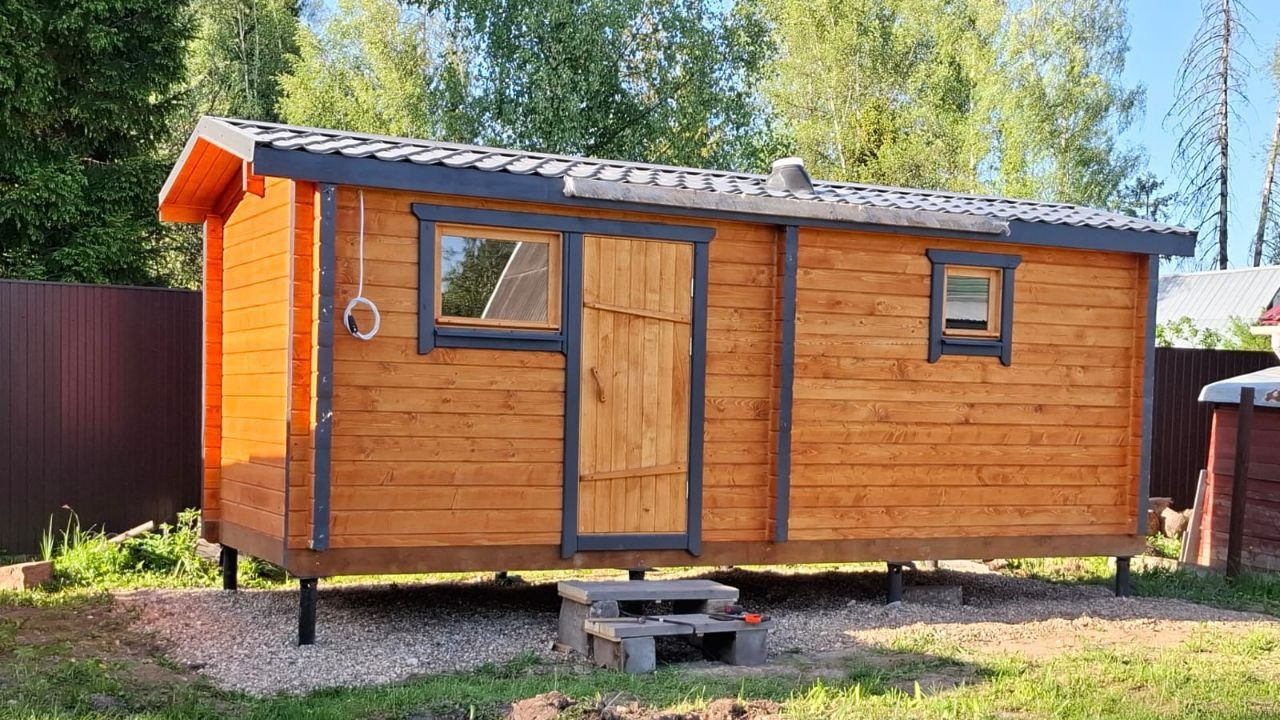 Разгрузка бани манипулятором