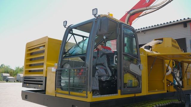 Трактор для дробеструйной обработки SANDTRAK HGP160