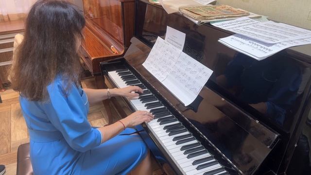 Лариса Анатольевна Горпиненко ведет уроки музыки. Timothy Brown - Song For Elise