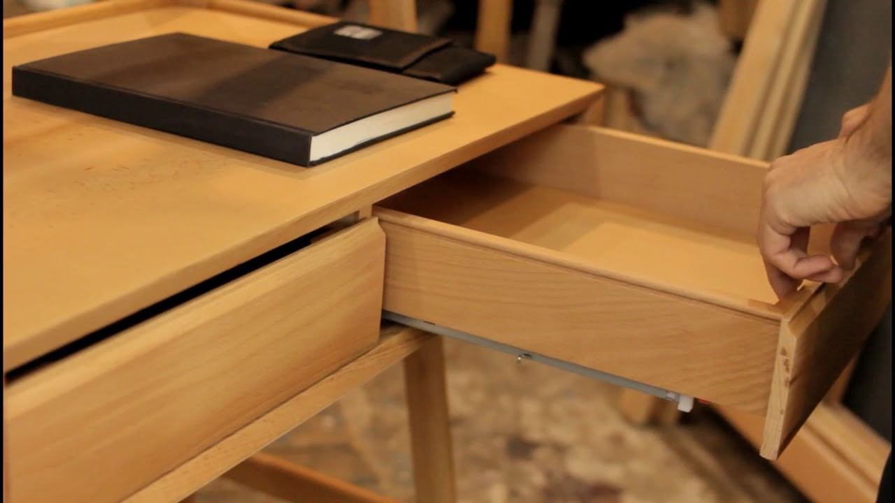 стол стеллаж в стиле Mid century