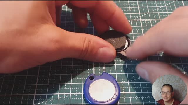 Чехол - брелок для батарейки CR2032