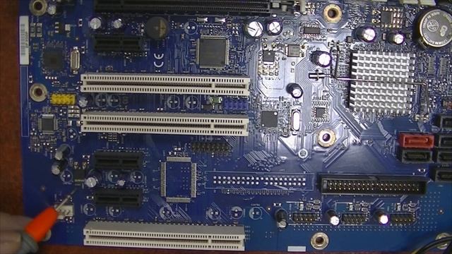 Ремонт материнской платы INTEL DP35DP  ( не запускается )