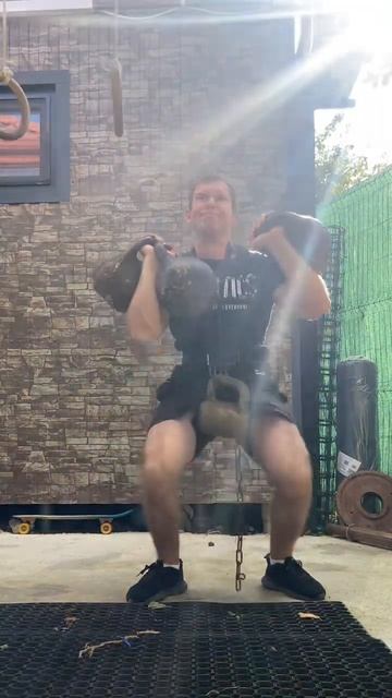 Гиревой трюк для новичков #sports #kettlebell #shorts