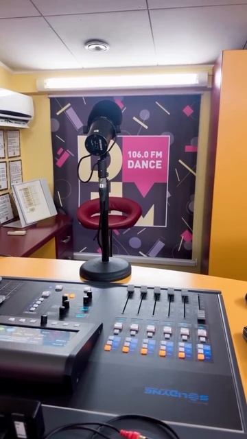 КОГДА ЛЮБИМАЯ КОЛЛЕГА ПОПРОСИЛА ВЫЙТИ НА ЗАМЕНУ….))