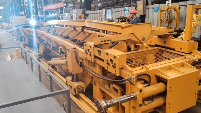 Система транспорта угля в лаве – Самопередвижная хвостовая часть ленточного конвейера