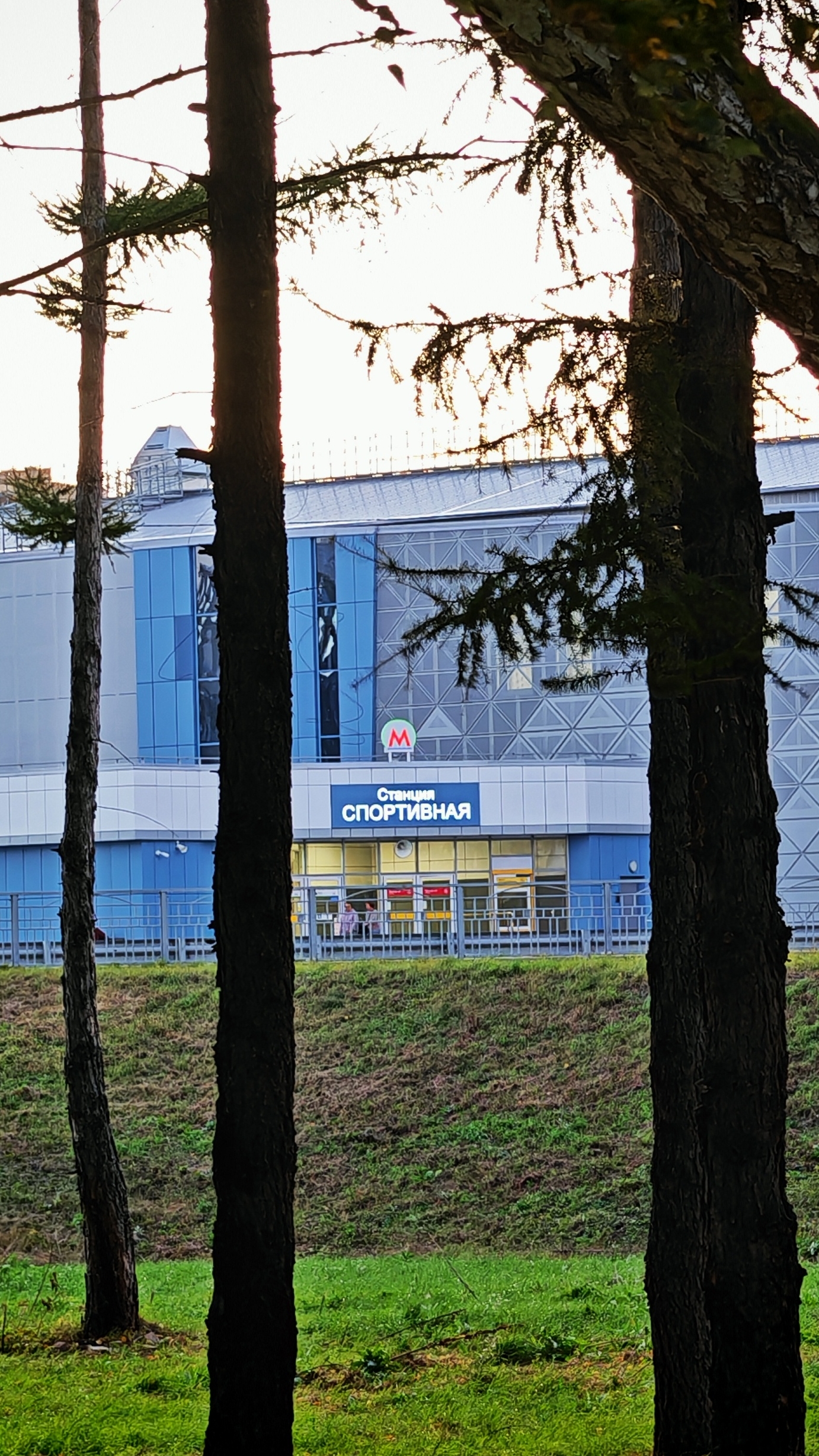 Немного сентября ещё осталось