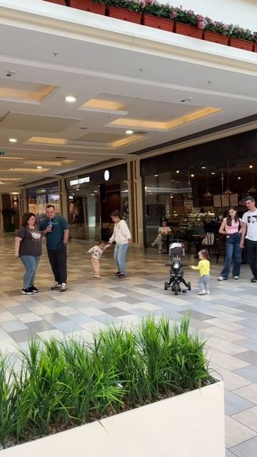 Выступление FREE PIANO в ТРЦ ИЮНЬ