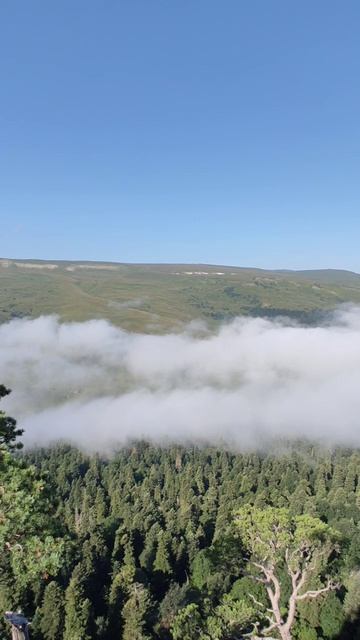 Азишский перевал, вид с плато Утюг, Западный Кавказ