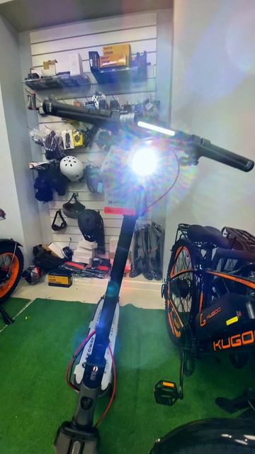 Ninebot F3 Pro - эргономичный и качественный электросамокат.