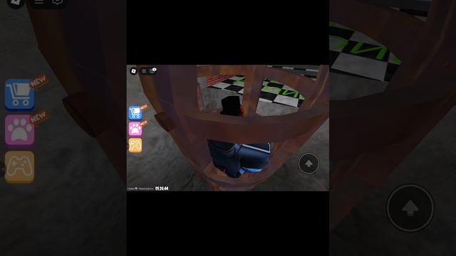 Мы играли в побег от ПИЦЦЫРИИ В ROBLOX 2