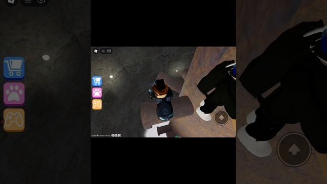 Мы играли в побег от ПИЦЦЫРИИ В ROBLOX