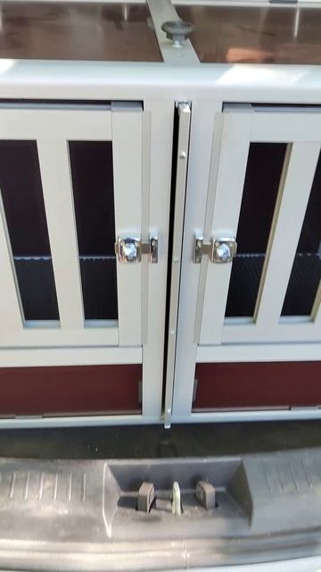 Двухместный вольер в Chery Tiggo 4. Как устанавливаем и как пользуемся. Смотрим!