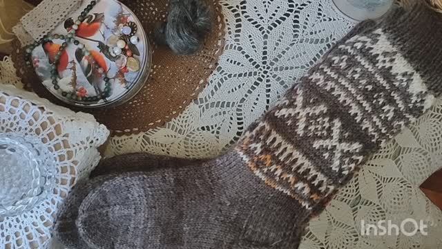 Вяжу пушистые носки