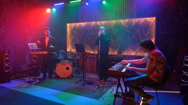 Варган, терменвокс и синтезаторы: слияние звуковых миров