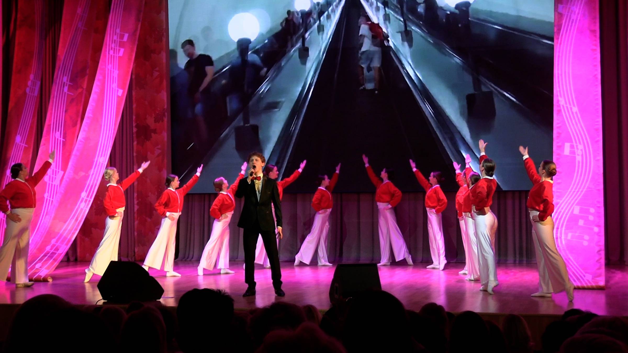 Туркин Григорий - Начало (сл. Р.Рождественский муз. И.Заливалов)