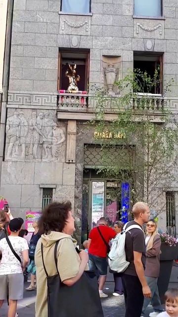 Танцующий заяц Смайл Парка. 😍 #Петербург #развлечения