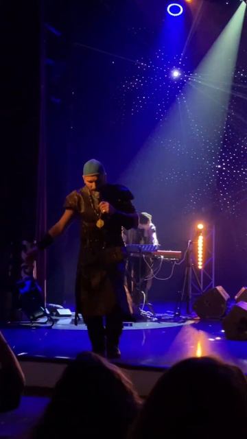 16 ноября 2025 большой  концерт Gurude в Москве в театре Русская песня Н. Бабкиной .