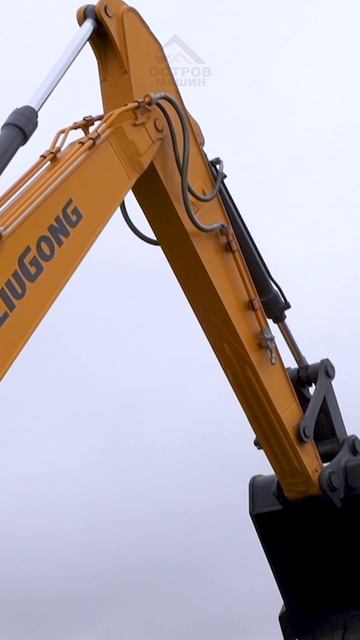 Габаритный гусеничный экскаватор LiuGong 923FN