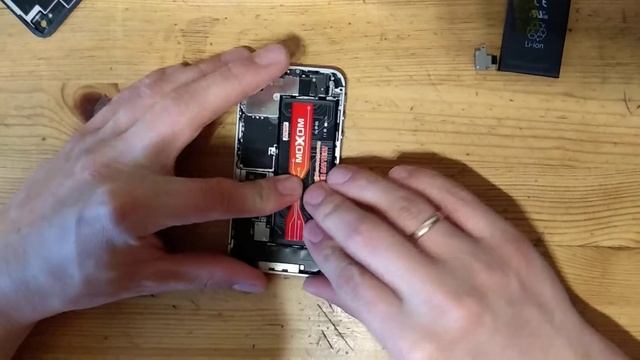 Замена батареи Iphone 4s, замена батареи Iphone 4s своими руками, замена аккумулятора на Iphone 4s