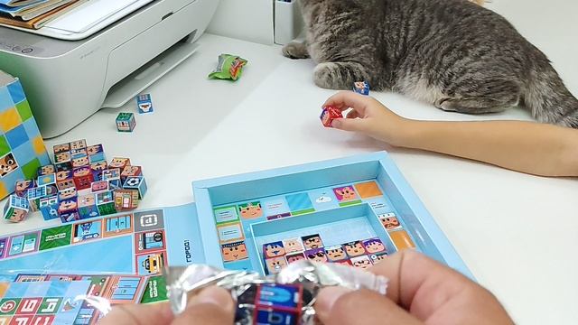 РОКУБСЫ ПЯТЕРОЧКА! ОТКРЫВАЕМ МАГНИТНЫЕ КУБИКИ!