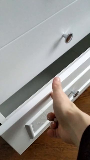 Рабочее место у окна на заказ в детскую комнату