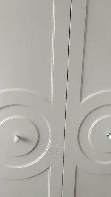 Шкаф в спальню совмещённый с рабочим местом