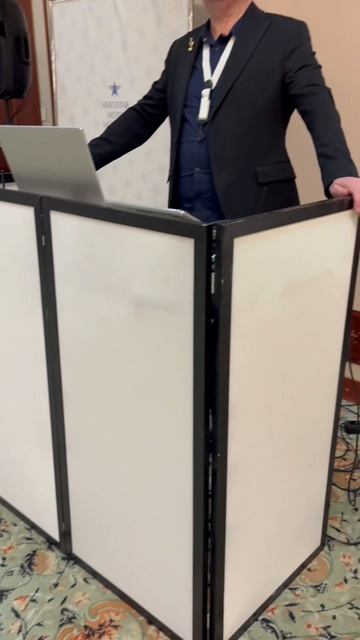 Академия Сократа. Ведущая Оксана Войс