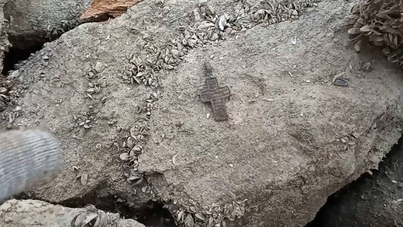 Находки попёрли только к вечеру!! Вот это находка!! Фото приложила в конце.